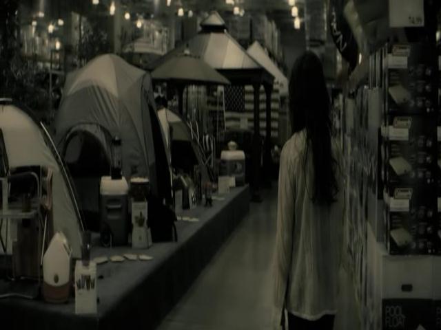 Ashley-Greene-dot-nl-TheApparition4154.jpg