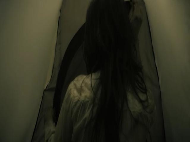 Ashley-Greene-dot-nl-TheApparition4197.jpg