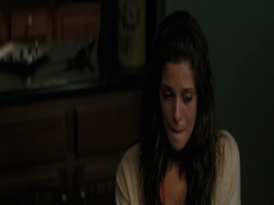 Ashley-Greene-dot-nl-TheApparition2724.jpg