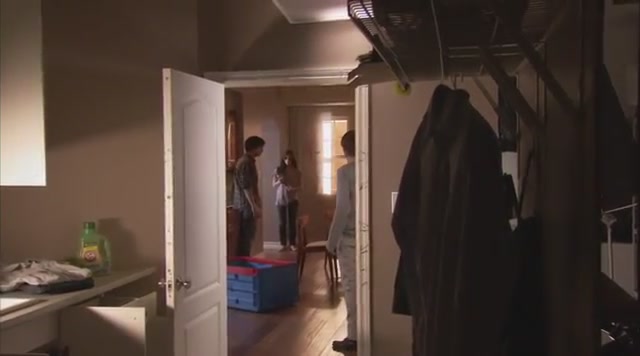 Ashley-Greene-dot-nl_TheApparition-Clip-BRoll0254.jpg