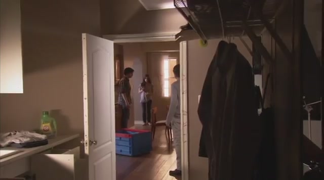 Ashley-Greene-dot-nl_TheApparition-Clip-BRoll0255.jpg