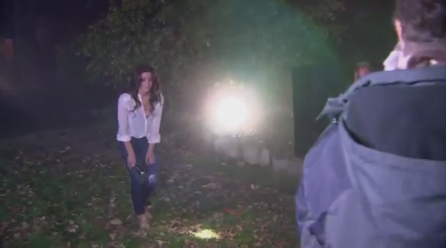 Ashley-Greene-dot-nl_TheApparition-Clip-BRoll0462.jpg