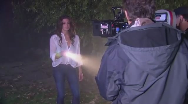 Ashley-Greene-dot-nl_TheApparition-Clip-BRoll0472.jpg