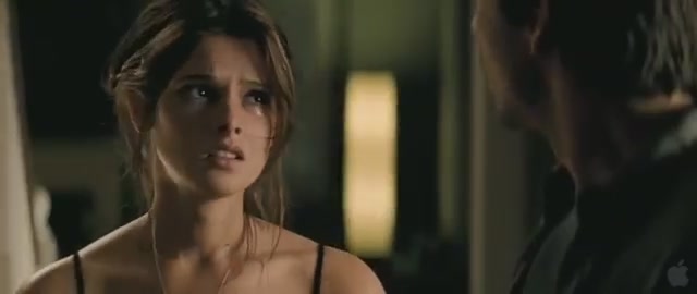 Ashley-Greene_dot_nl-TheApparition-Trailer0123.jpg