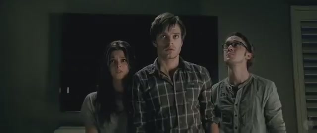 Ashley-Greene_dot_nl-TheApparition-Trailer0143.jpg Ashley-Greene_dot_nl-TheApparition-Trailer0143.jpg