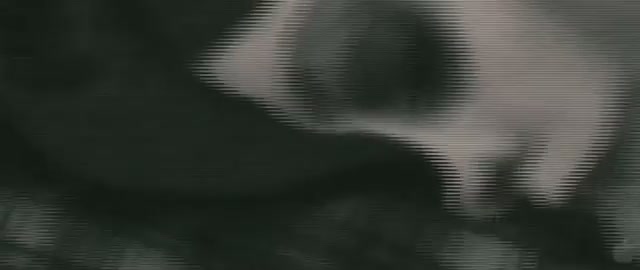 Ashley-Greene_dot_nl-TheApparition-Trailer0233.jpg