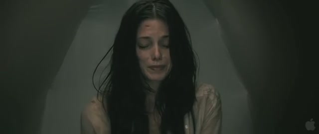 Ashley-Greene_dot_nl-TheApparition-Trailer0253.jpg