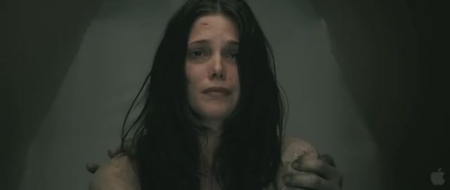 Ashley-Greene_dot_nl-TheApparition-Trailer0260.jpg