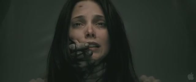 Ashley-Greene_dot_nl-TheApparition-Trailer0268.jpg