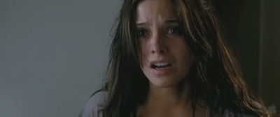 Ashley-Greene_dot_nl-TheApparition-Trailer0190.jpg