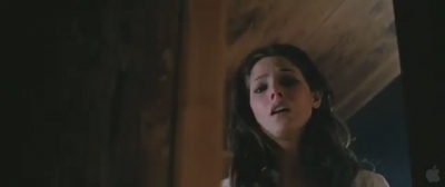 Ashley-Greene_dot_nl-TheApparition-Trailer0202.jpg