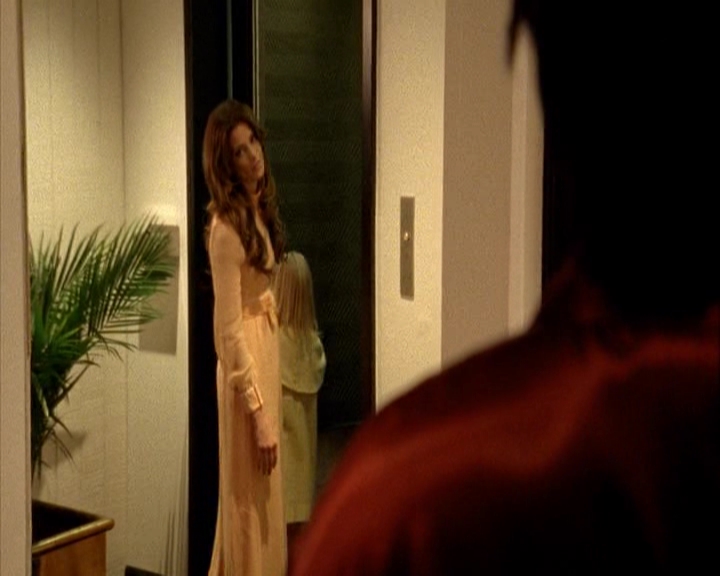 Ashley-Greene-dot-nl_theshangri-lasuite3076.jpg