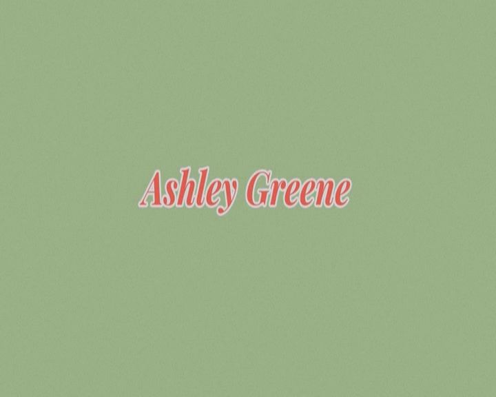 Ashley-Greene-dot-nl_theshangri-lasuite4558.jpg
