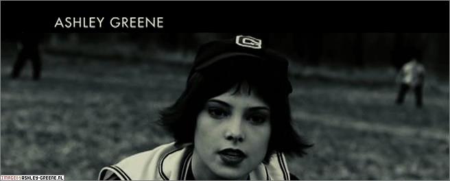 Ashley-Greene-dot-nl_TwilightCapture00453.jpg