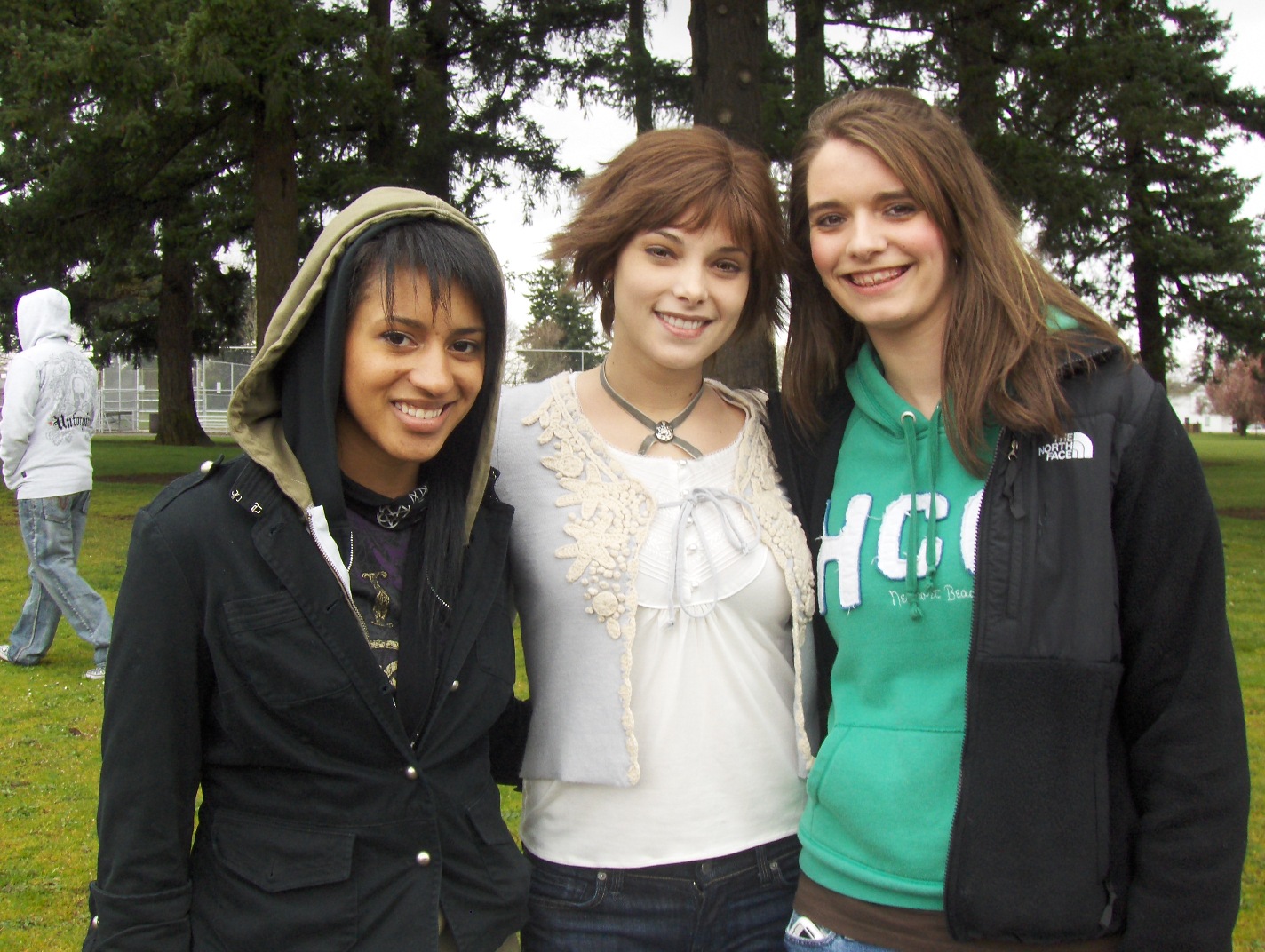 Twilight-OnSet-WithFans009.jpg Twilight-OnSet-WithFans009.jpg