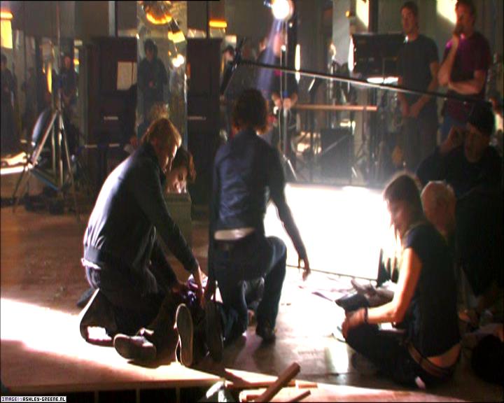 TwilightExtraTheAdventureBeginsTheJourneyFromPageToScreen0183.jpg