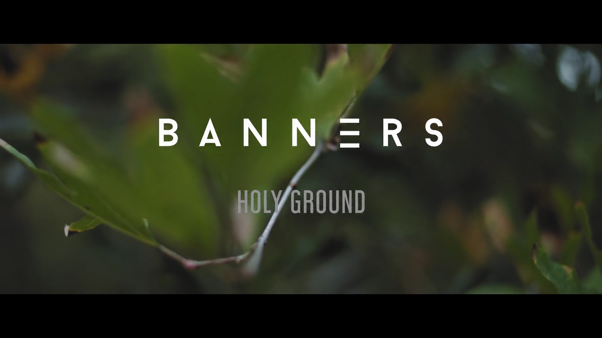 Ashley-Greene-nl_BANNERS-HolyGround0000.jpg