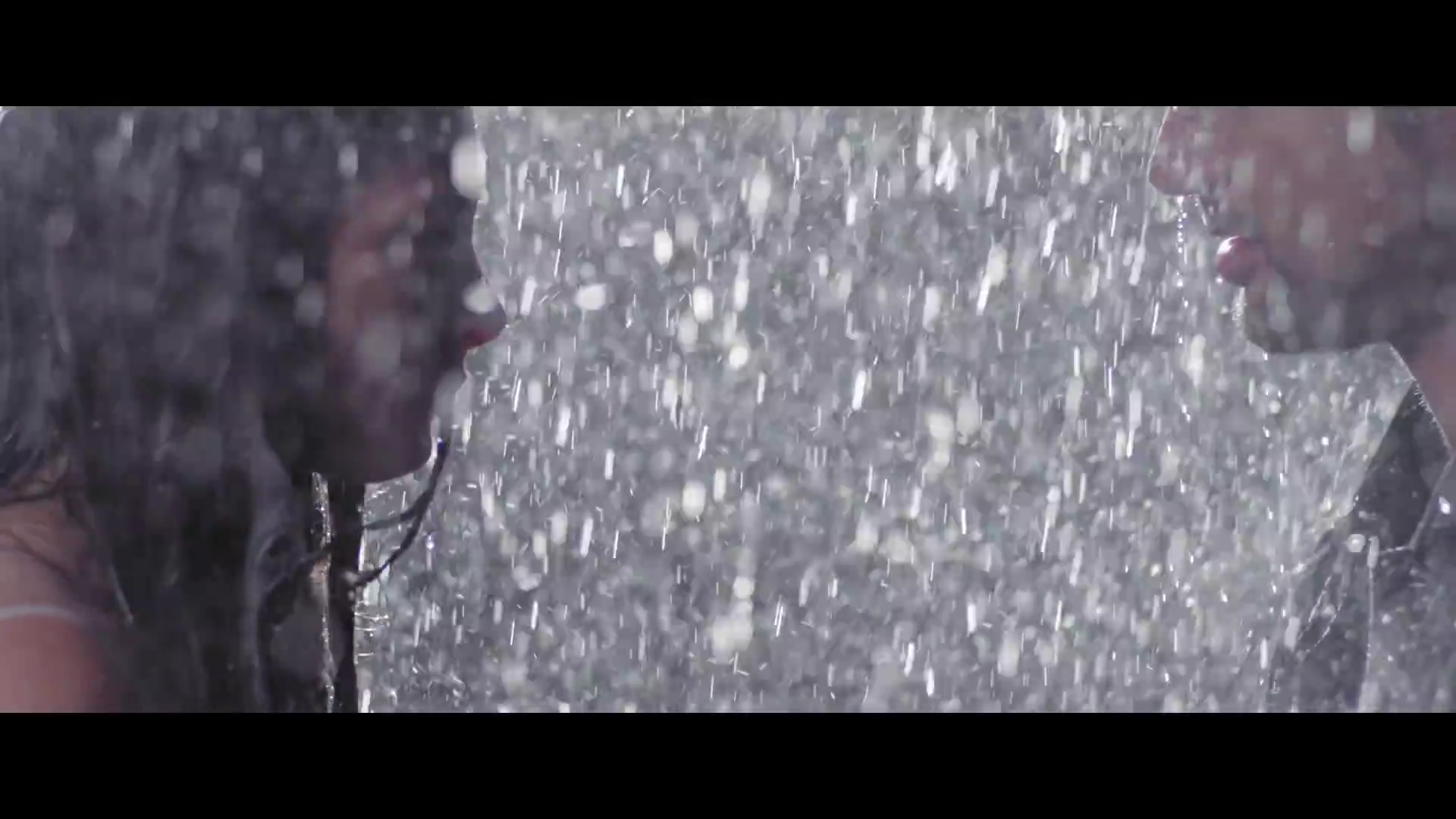 Ashley-Greene-nl_BANNERS-HolyGround0363.jpg Ashley-Greene-nl_BANNERS-HolyGround0363.jpg