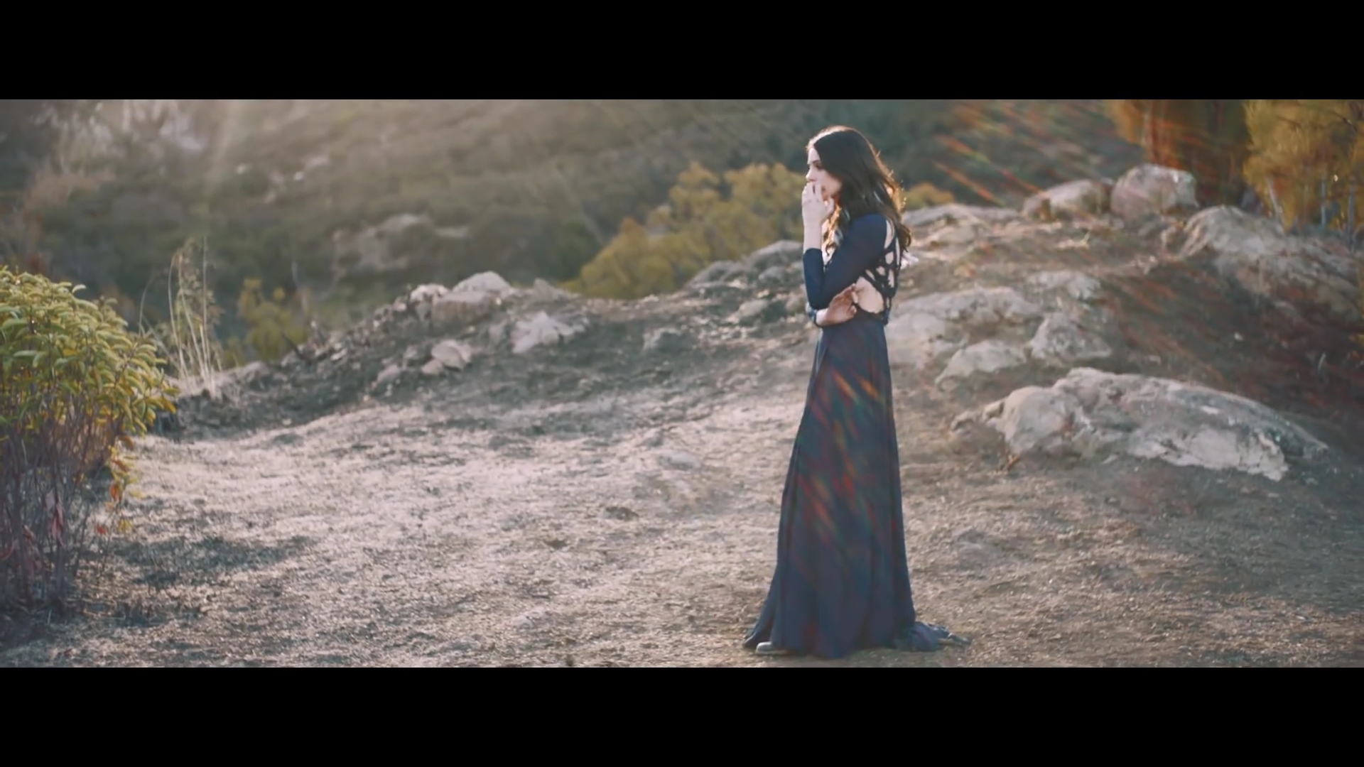 Ashley-Greene-nl_BANNERS-HolyGround0431.jpg