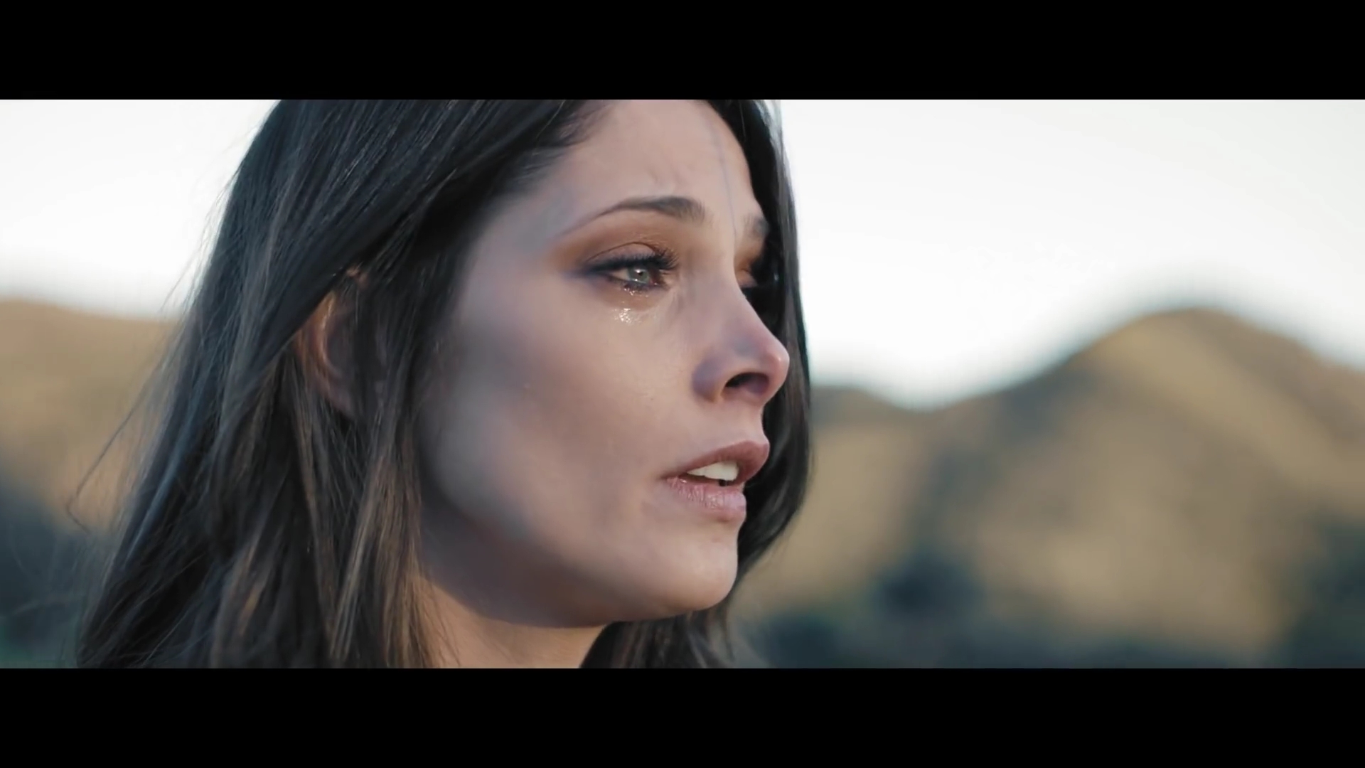 Ashley-Greene-nl_BANNERS-HolyGround0437.jpg