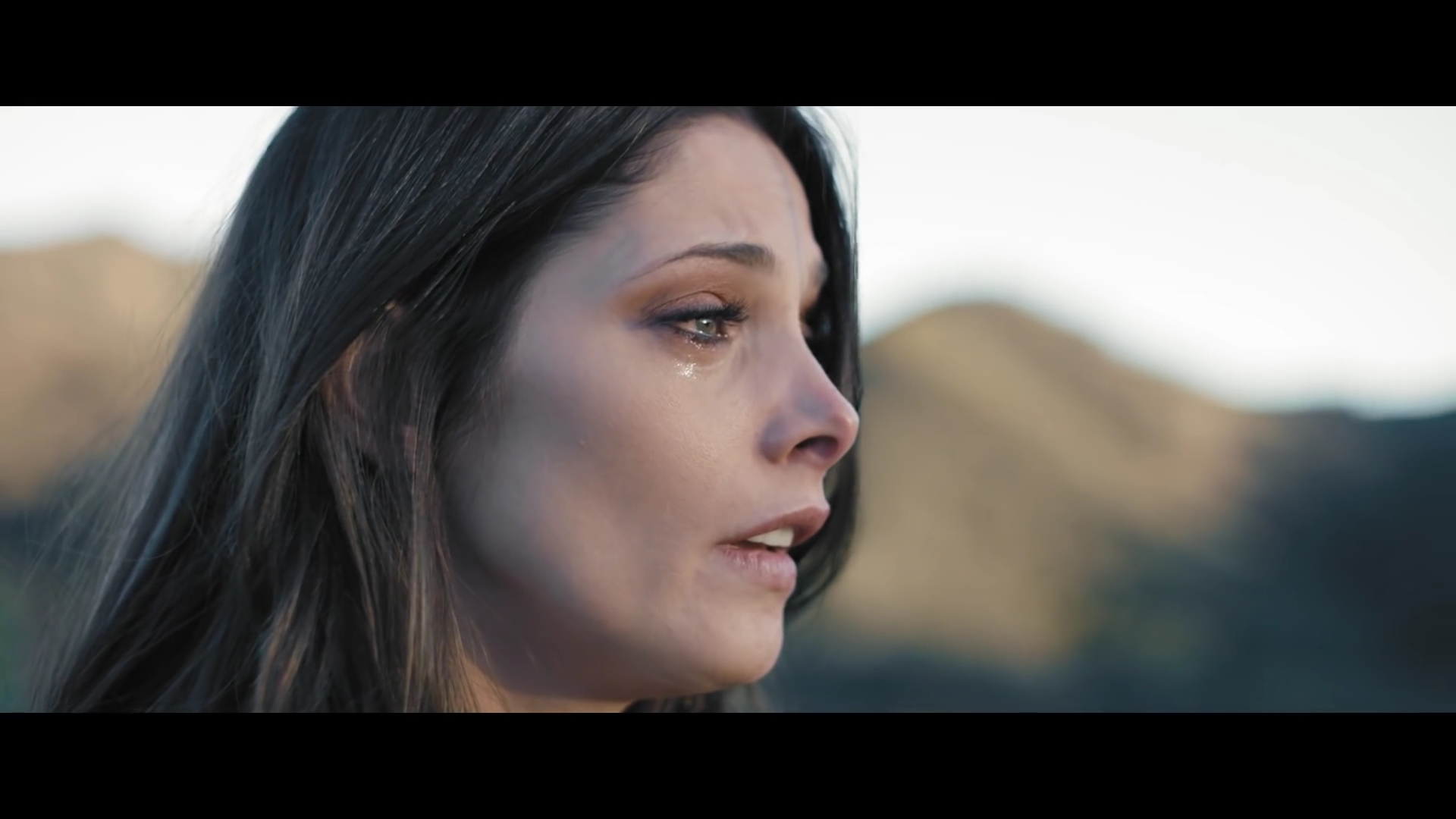 Ashley-Greene-nl_BANNERS-HolyGround0441.jpg