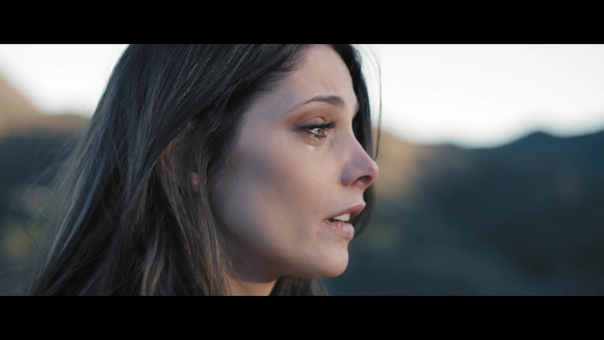 Ashley-Greene-nl_BANNERS-HolyGround0445.jpg