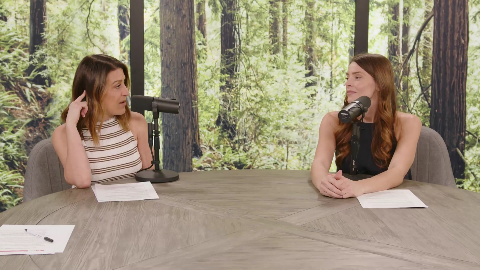 Ashley-Greene-dot-nl_TheTwilightEffect-trailer0042.jpg Ashley-Greene-dot-nl_TheTwilightEffect-trailer0042.jpg