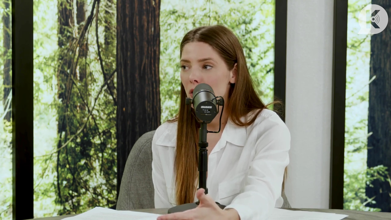 Ashley-Greene-dot-nl_TheTwilightEffect-Episode1TwilightRewatch-Part1of30966.jpg Ashley-Greene-dot-nl_TheTwilightEffect-Episode1TwilightRewatch-Part1of30966.jpg