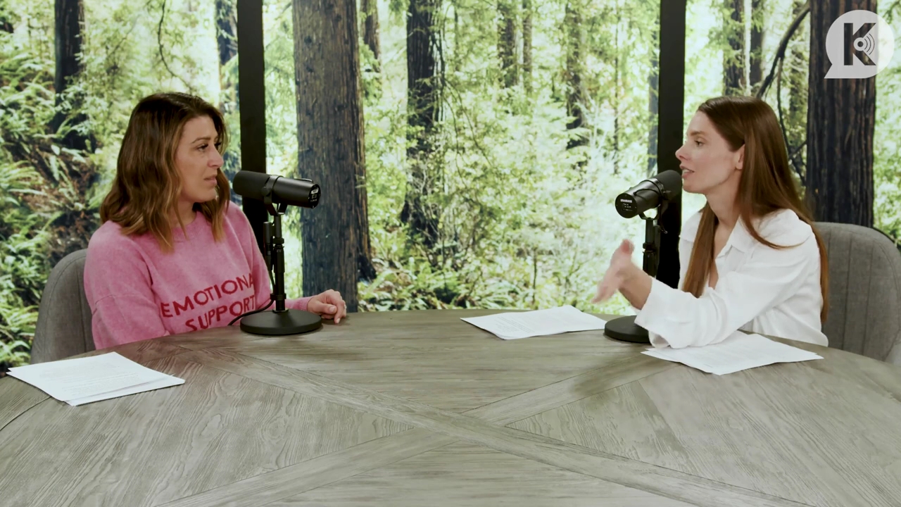 Ashley-Greene-dot-nl_TheTwilightEffect-Episode1TwilightRewatch-Part1of30972.jpg Ashley-Greene-dot-nl_TheTwilightEffect-Episode1TwilightRewatch-Part1of30972.jpg