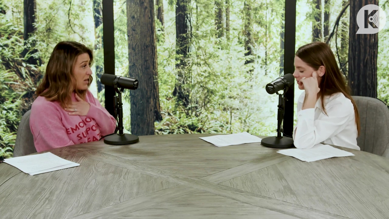 Ashley-Greene-dot-nl_TheTwilightEffect-Episode1TwilightRewatch-Part1of30979.jpg Ashley-Greene-dot-nl_TheTwilightEffect-Episode1TwilightRewatch-Part1of30979.jpg