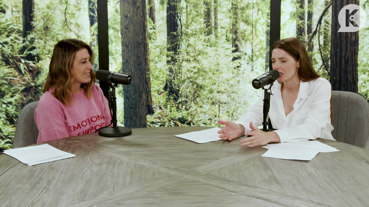 Ashley-Greene-dot-nl_TheTwilightEffect-Episode1TwilightRewatch-Part1of31115.jpg Ashley-Greene-dot-nl_TheTwilightEffect-Episode1TwilightRewatch-Part1of31115.jpg