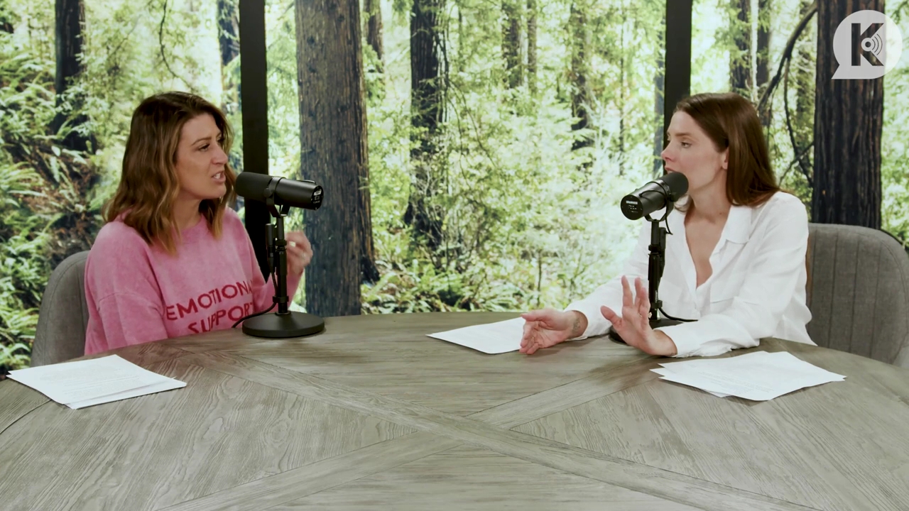 Ashley-Greene-dot-nl_TheTwilightEffect-Episode1TwilightRewatch-Part1of31165.jpg Ashley-Greene-dot-nl_TheTwilightEffect-Episode1TwilightRewatch-Part1of31165.jpg