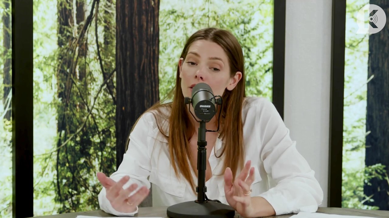 Ashley-Greene-dot-nl_TheTwilightEffect-Episode1TwilightRewatch-Part1of31716.jpg Ashley-Greene-dot-nl_TheTwilightEffect-Episode1TwilightRewatch-Part1of31716.jpg