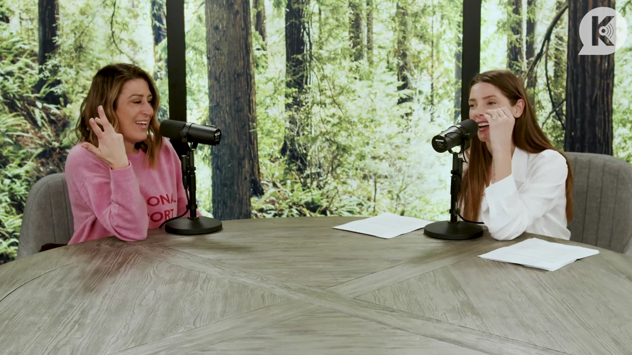 Ashley-Greene-dot-nl_TheTwilightEffect-Episode1TwilightRewatch-Part1of31904.jpg Ashley-Greene-dot-nl_TheTwilightEffect-Episode1TwilightRewatch-Part1of31904.jpg