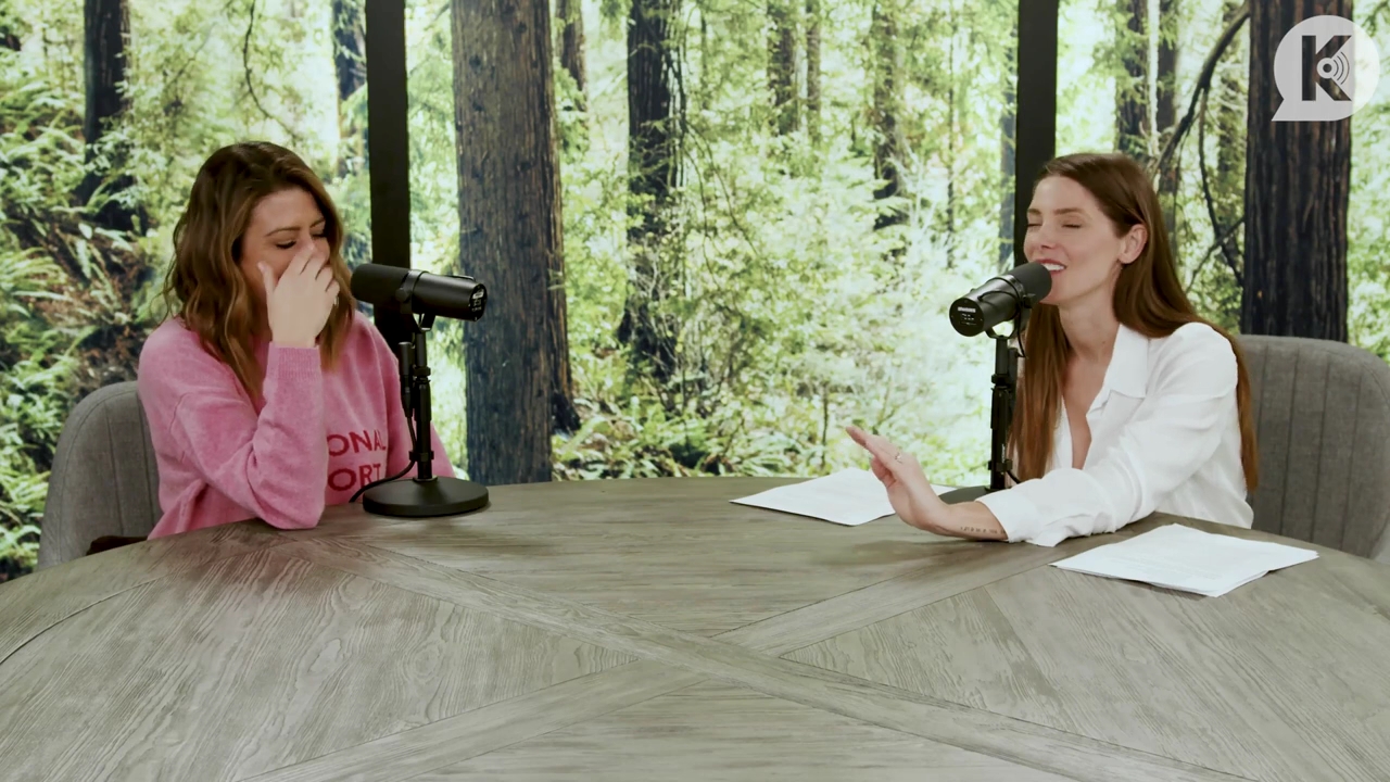 Ashley-Greene-dot-nl_TheTwilightEffect-Episode1TwilightRewatch-Part1of31908.jpg Ashley-Greene-dot-nl_TheTwilightEffect-Episode1TwilightRewatch-Part1of31908.jpg