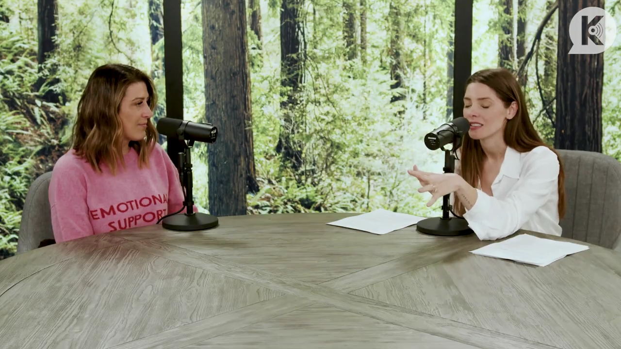 Ashley-Greene-dot-nl_TheTwilightEffect-Episode1TwilightRewatch-Part1of31928.jpg Ashley-Greene-dot-nl_TheTwilightEffect-Episode1TwilightRewatch-Part1of31928.jpg