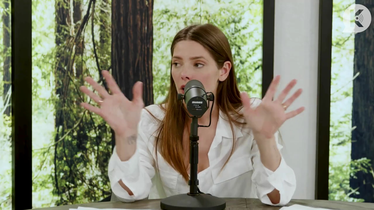 Ashley-Greene-dot-nl_TheTwilightEffect-Episode1TwilightRewatch-Part1of31972.jpg Ashley-Greene-dot-nl_TheTwilightEffect-Episode1TwilightRewatch-Part1of31972.jpg