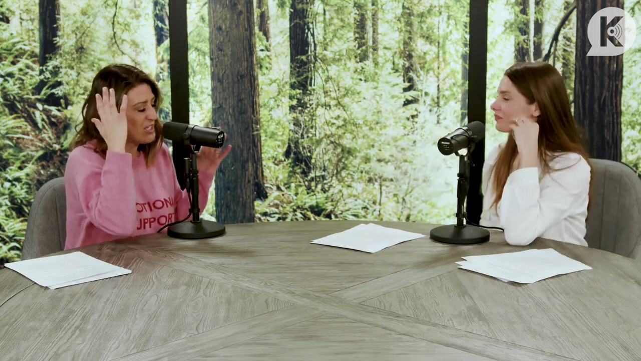 Ashley-Greene-dot-nl_TheTwilightEffect-Episode1TwilightRewatch-Part1of31985.jpg Ashley-Greene-dot-nl_TheTwilightEffect-Episode1TwilightRewatch-Part1of31985.jpg