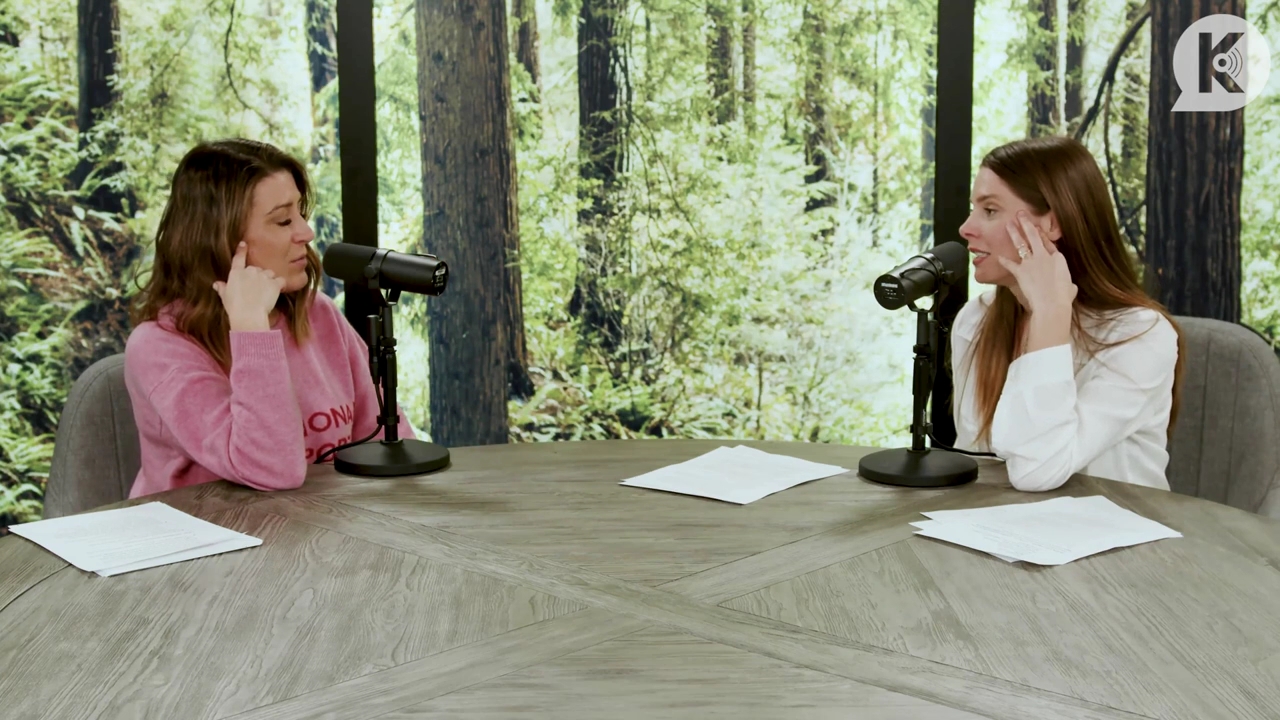 Ashley-Greene-dot-nl_TheTwilightEffect-Episode1TwilightRewatch-Part1of31988.jpg Ashley-Greene-dot-nl_TheTwilightEffect-Episode1TwilightRewatch-Part1of31988.jpg