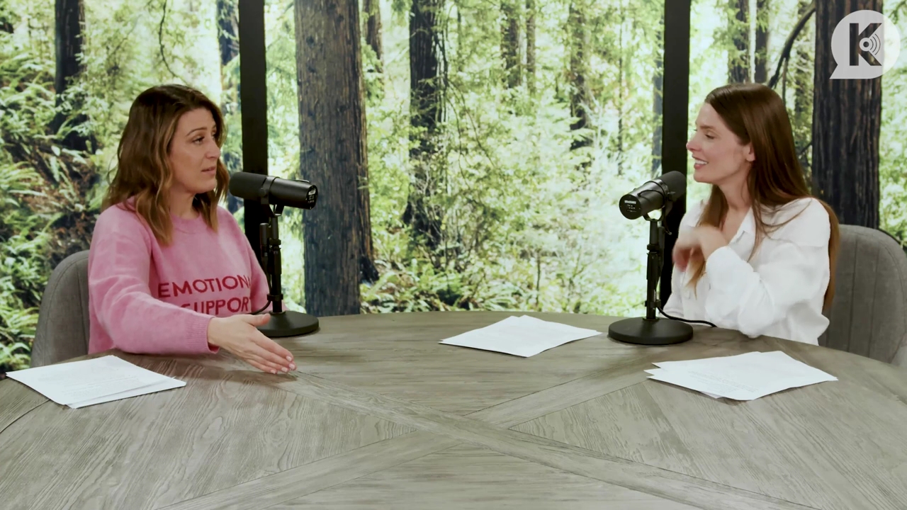 Ashley-Greene-dot-nl_TheTwilightEffect-Episode1TwilightRewatch-Part1of32001.jpg Ashley-Greene-dot-nl_TheTwilightEffect-Episode1TwilightRewatch-Part1of32001.jpg