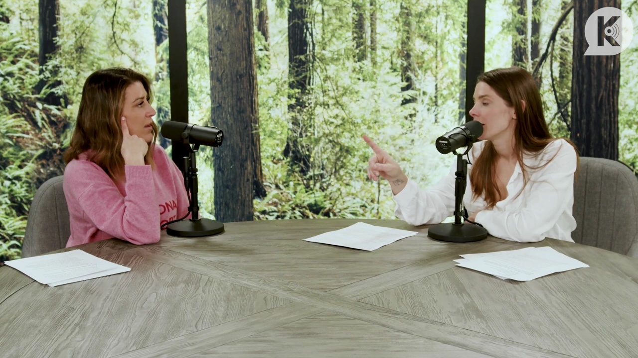 Ashley-Greene-dot-nl_TheTwilightEffect-Episode1TwilightRewatch-Part1of32070.jpg Ashley-Greene-dot-nl_TheTwilightEffect-Episode1TwilightRewatch-Part1of32070.jpg