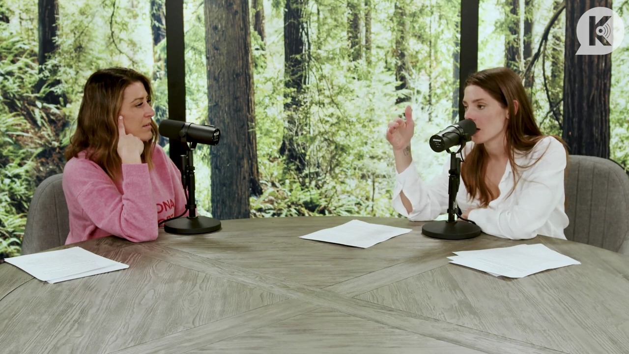 Ashley-Greene-dot-nl_TheTwilightEffect-Episode1TwilightRewatch-Part1of32091.jpg Ashley-Greene-dot-nl_TheTwilightEffect-Episode1TwilightRewatch-Part1of32091.jpg