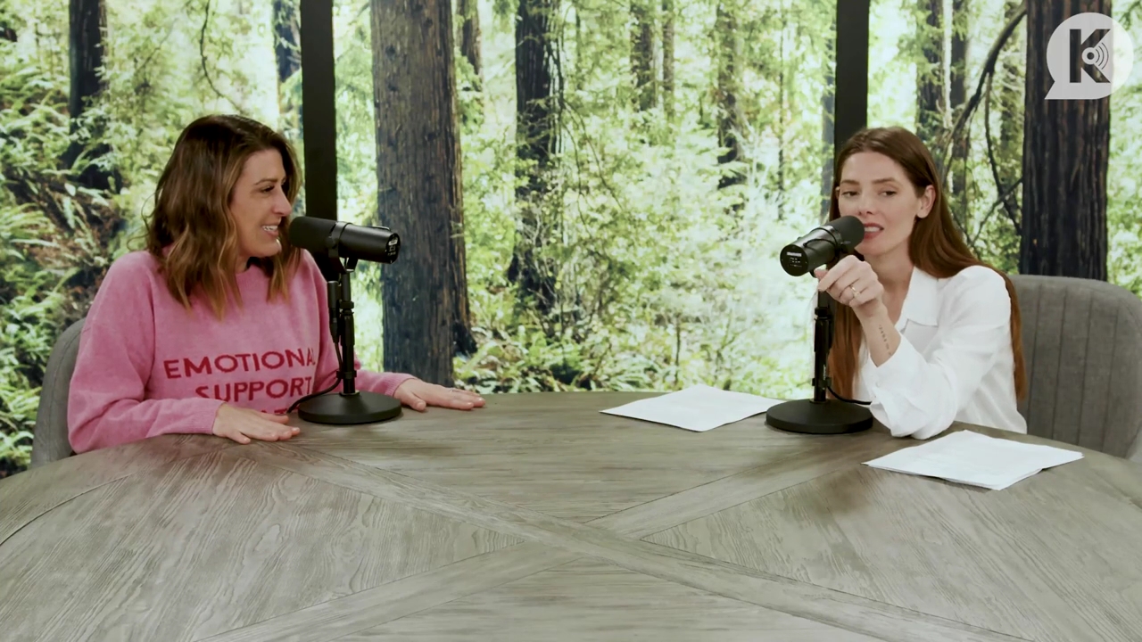 Ashley-Greene-dot-nl_TheTwilightEffect-Episode1TwilightRewatch-Part1of32129.jpg Ashley-Greene-dot-nl_TheTwilightEffect-Episode1TwilightRewatch-Part1of32129.jpg