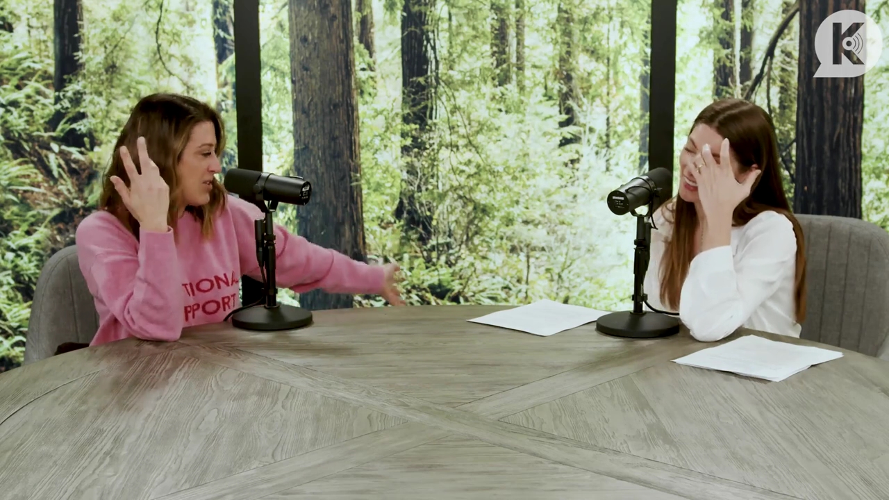 Ashley-Greene-dot-nl_TheTwilightEffect-Episode1TwilightRewatch-Part1of32165.jpg Ashley-Greene-dot-nl_TheTwilightEffect-Episode1TwilightRewatch-Part1of32165.jpg