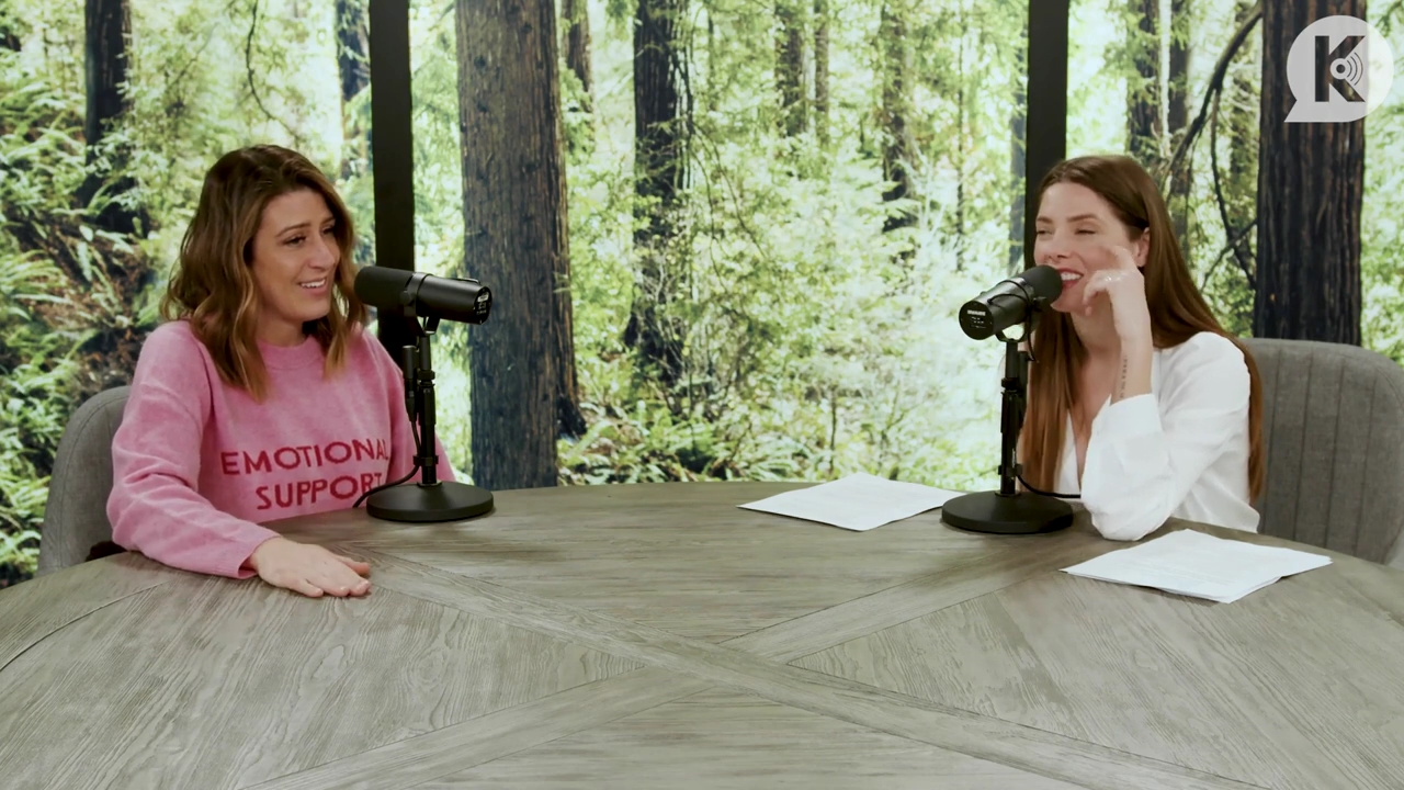 Ashley-Greene-dot-nl_TheTwilightEffect-Episode1TwilightRewatch-Part1of32180.jpg Ashley-Greene-dot-nl_TheTwilightEffect-Episode1TwilightRewatch-Part1of32180.jpg