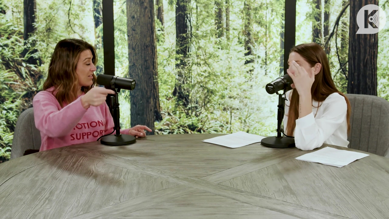 Ashley-Greene-dot-nl_TheTwilightEffect-Episode1TwilightRewatch-Part1of32452.jpg Ashley-Greene-dot-nl_TheTwilightEffect-Episode1TwilightRewatch-Part1of32452.jpg