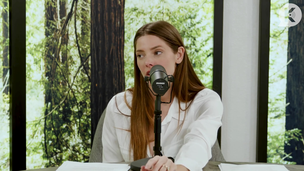 Ashley-Greene-dot-nl_TheTwilightEffect-Episode1TwilightRewatch-Part1of32471.jpg Ashley-Greene-dot-nl_TheTwilightEffect-Episode1TwilightRewatch-Part1of32471.jpg