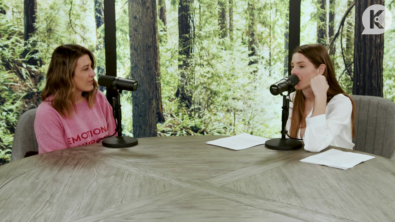 Ashley-Greene-dot-nl_TheTwilightEffect-Episode1TwilightRewatch-Part1of32488.jpg Ashley-Greene-dot-nl_TheTwilightEffect-Episode1TwilightRewatch-Part1of32488.jpg