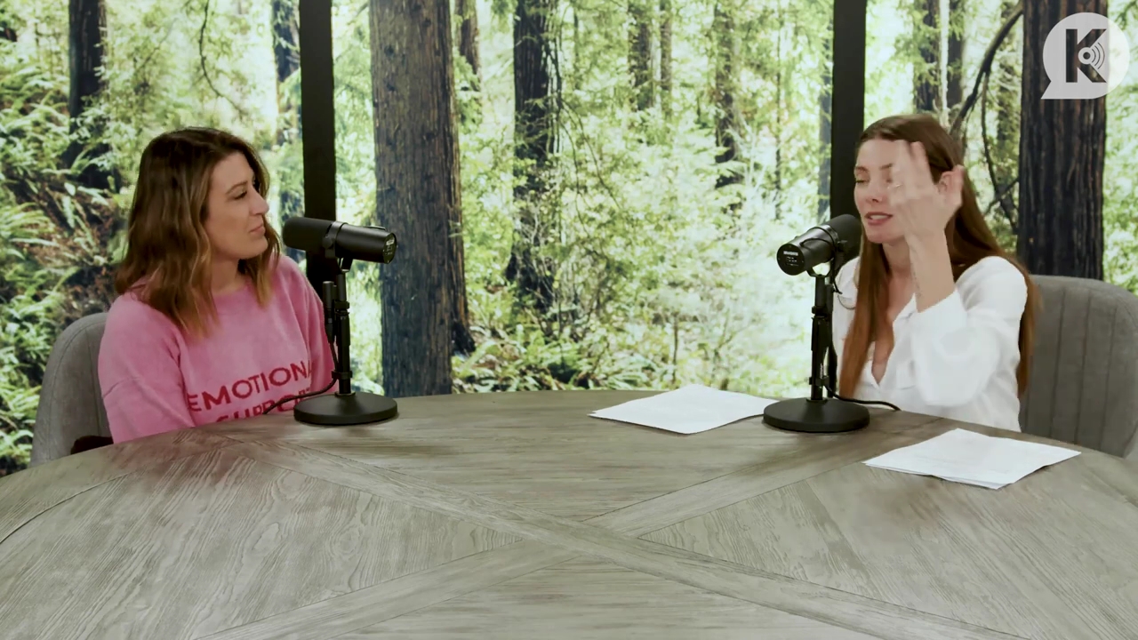 Ashley-Greene-dot-nl_TheTwilightEffect-Episode1TwilightRewatch-Part1of32520.jpg Ashley-Greene-dot-nl_TheTwilightEffect-Episode1TwilightRewatch-Part1of32520.jpg