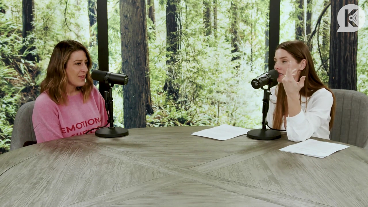 Ashley-Greene-dot-nl_TheTwilightEffect-Episode1TwilightRewatch-Part1of32522.jpg Ashley-Greene-dot-nl_TheTwilightEffect-Episode1TwilightRewatch-Part1of32522.jpg